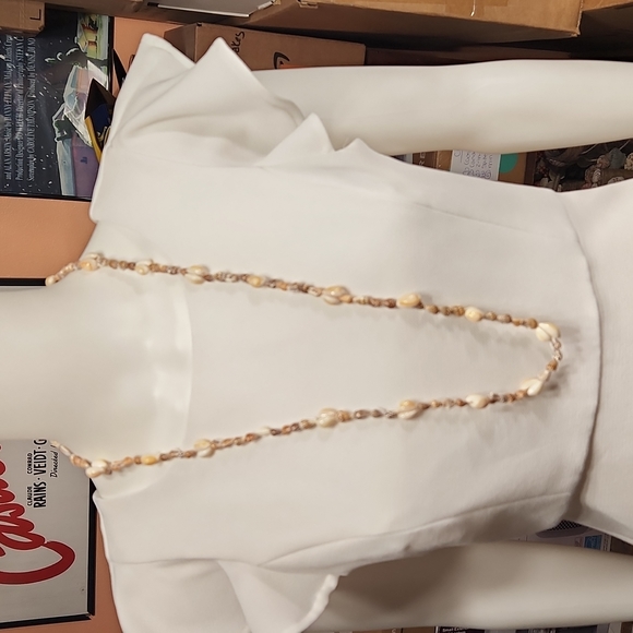 Lot of 3 Long Sea Shell Necklace - Picture 2 of 5